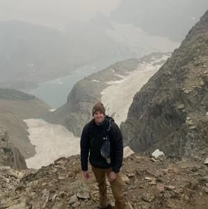 Meet your Posher, Douglas